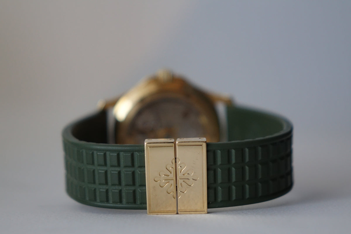 Patek Philippe Aquanaut 5066J w box & archives