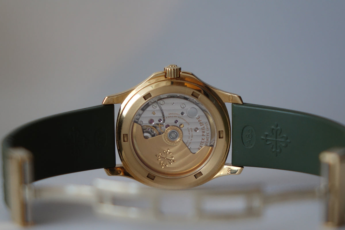 Patek Philippe Aquanaut 5066J w box & archives