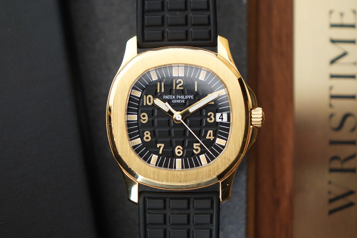 Patek Philippe Aquanaut 5066J Tritium creamy patina