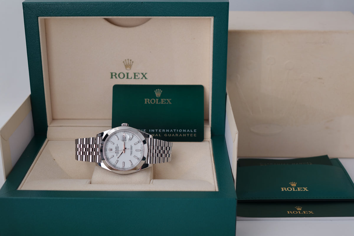 Rolex Datejust 41 126300 White Jubilee full set