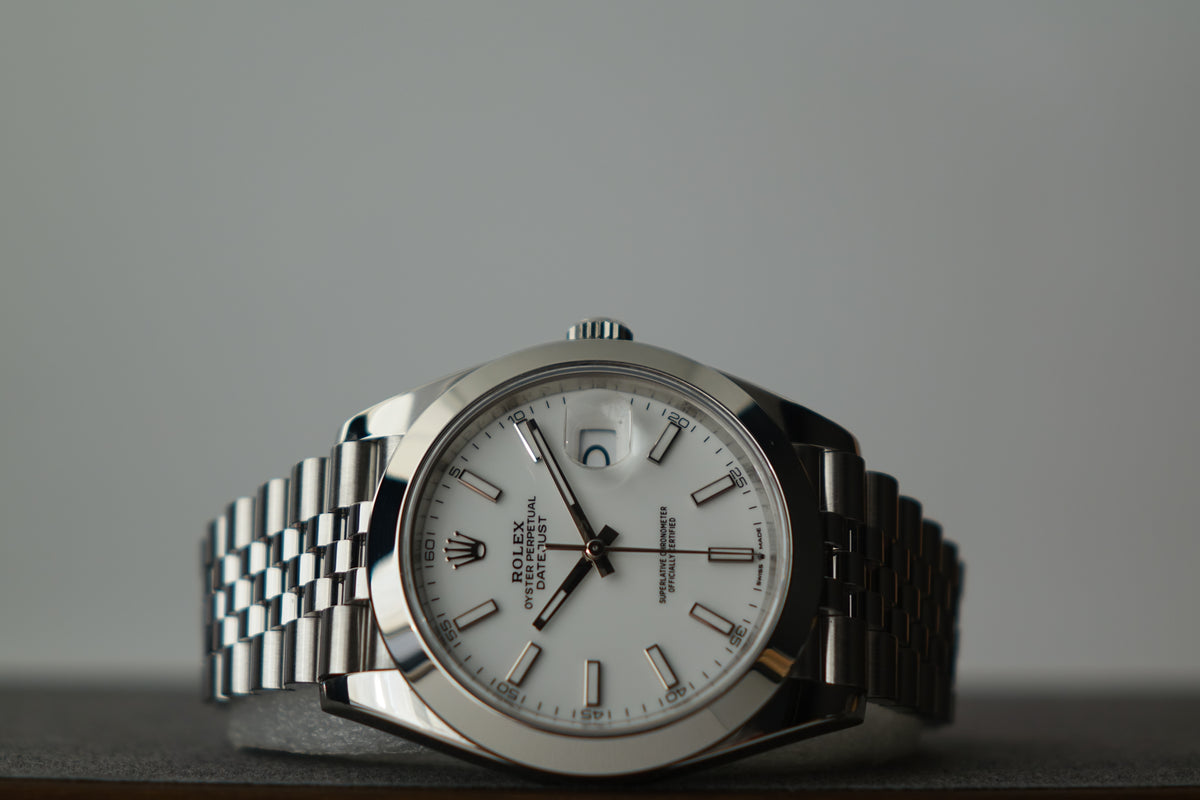 Rolex Datejust 41 126300 White Jubilee full set