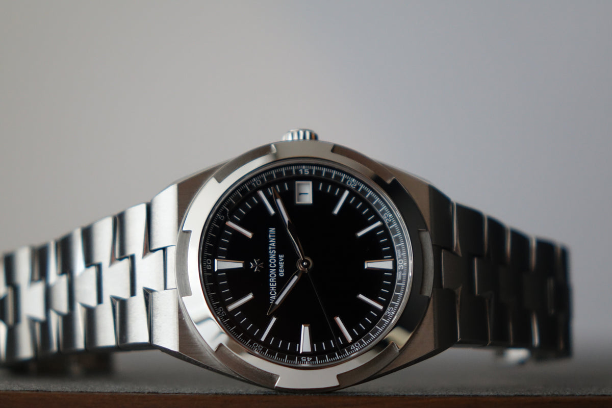Vacheron Constantin Overseas 4500V black dial full set