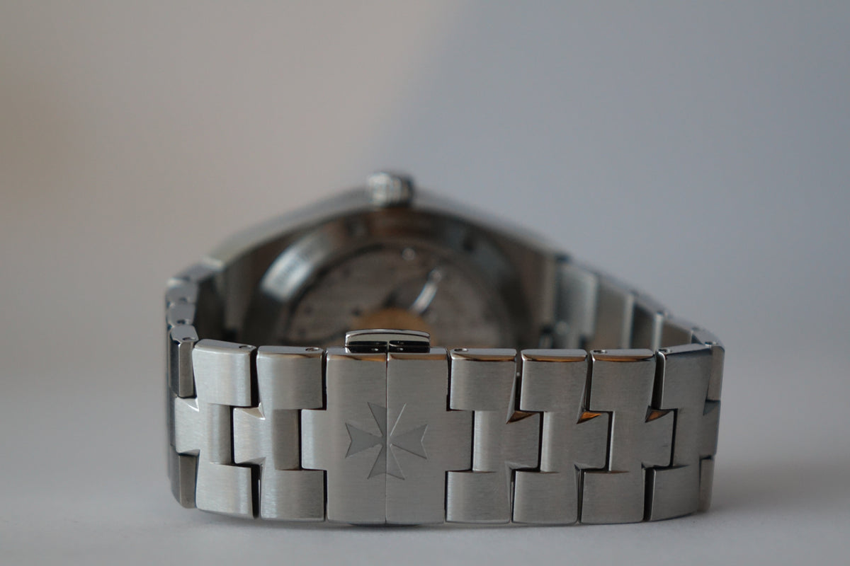 Vacheron Constantin Overseas 4500V black dial full set