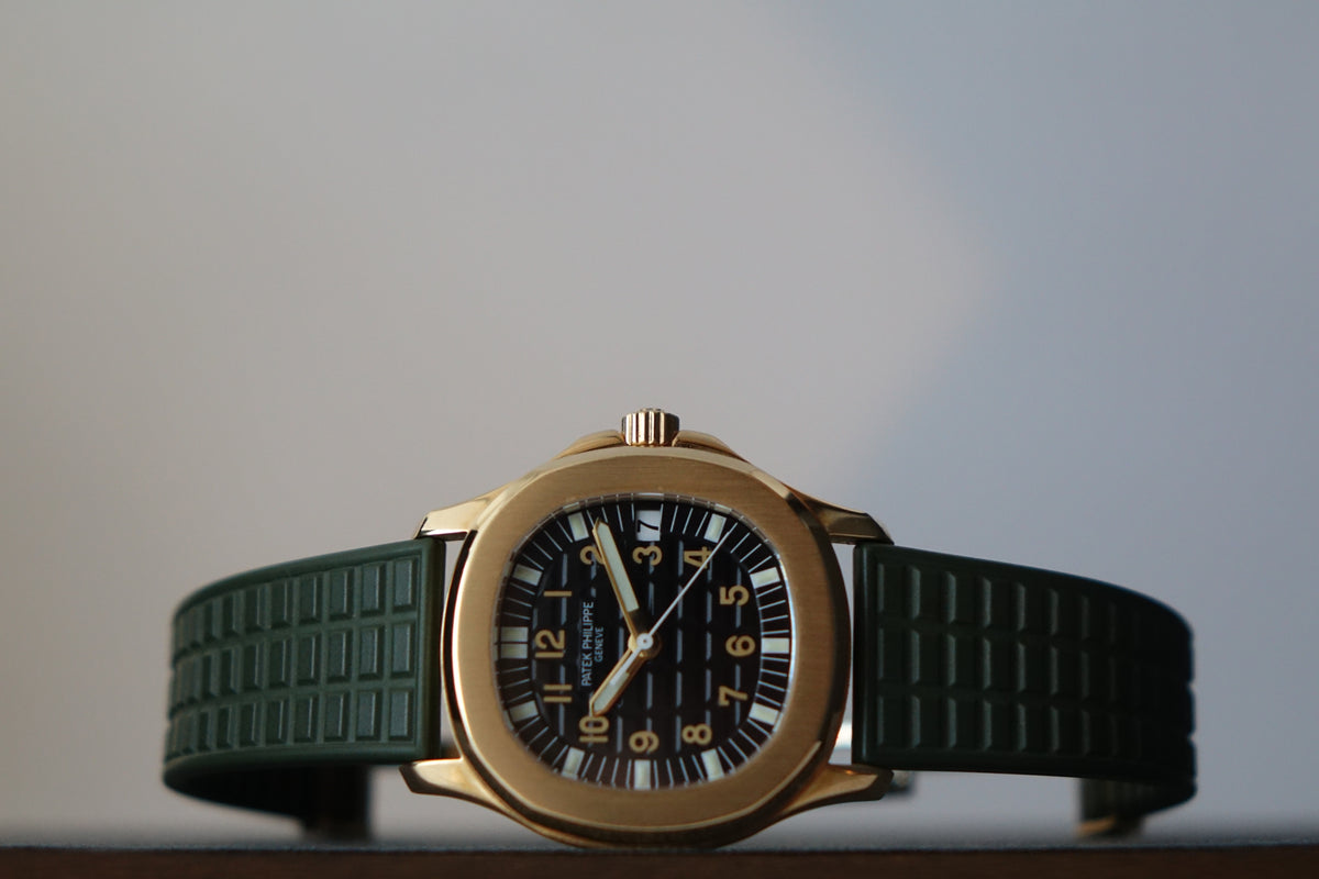 Patek Philippe Aquanaut 5066J w box & archives