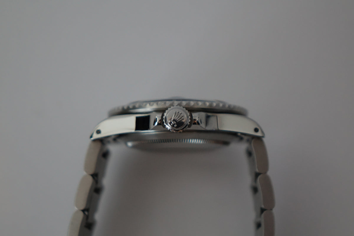 Rolex Submariner Date 16800 matte dial creamy patina