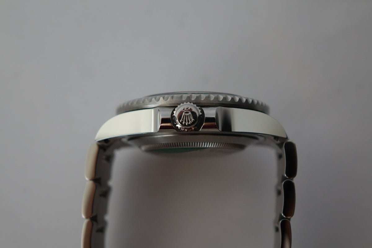 Unpolished 2021 Rolex Sea Dweller 126600 full set