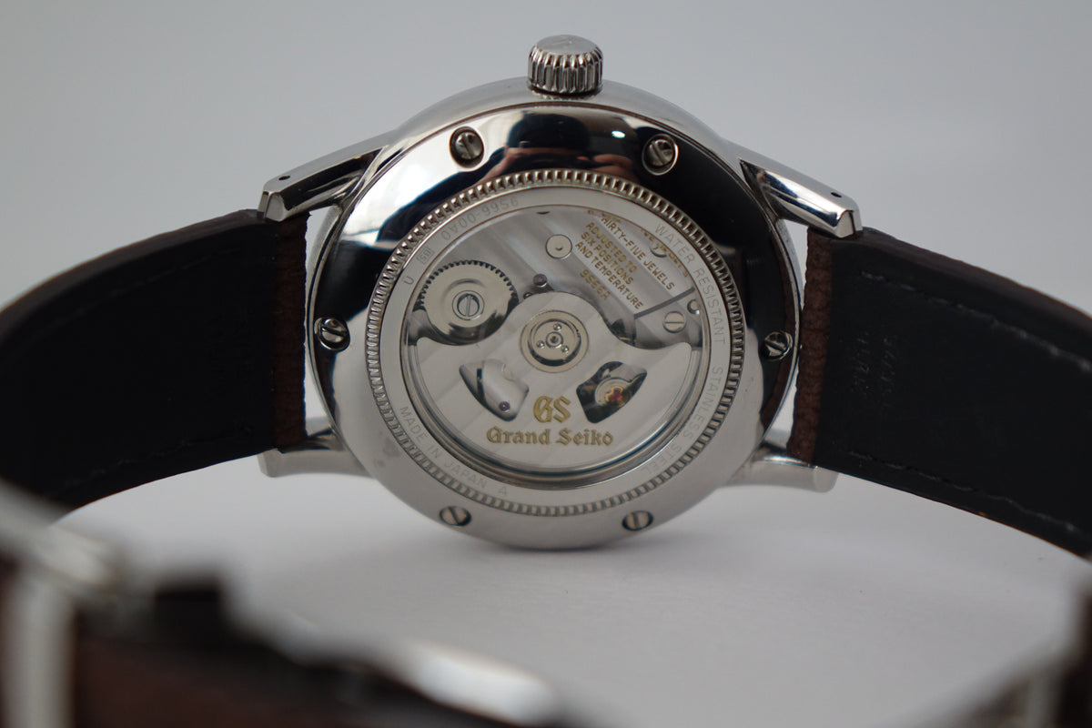 Grand Seiko Elegance Collection GMT SBGM221 Ivory dial full set