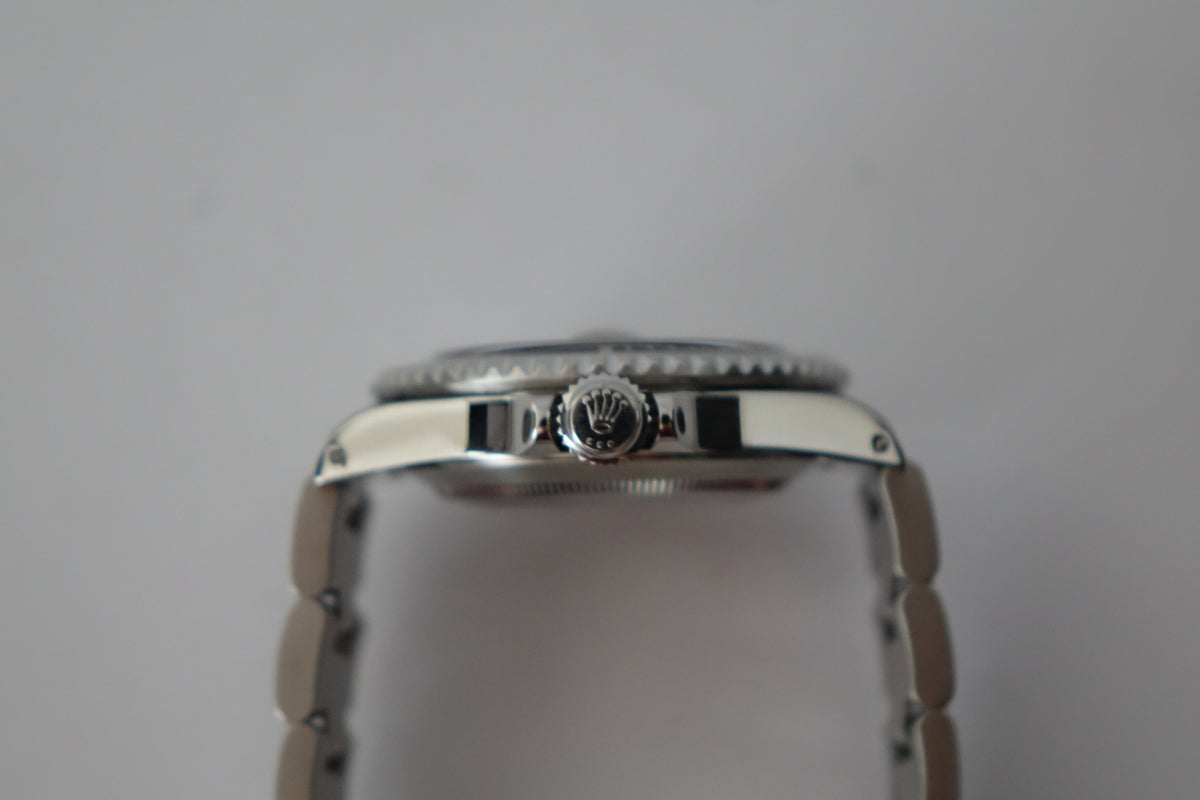 Rolex Submariner Date 16610 full set