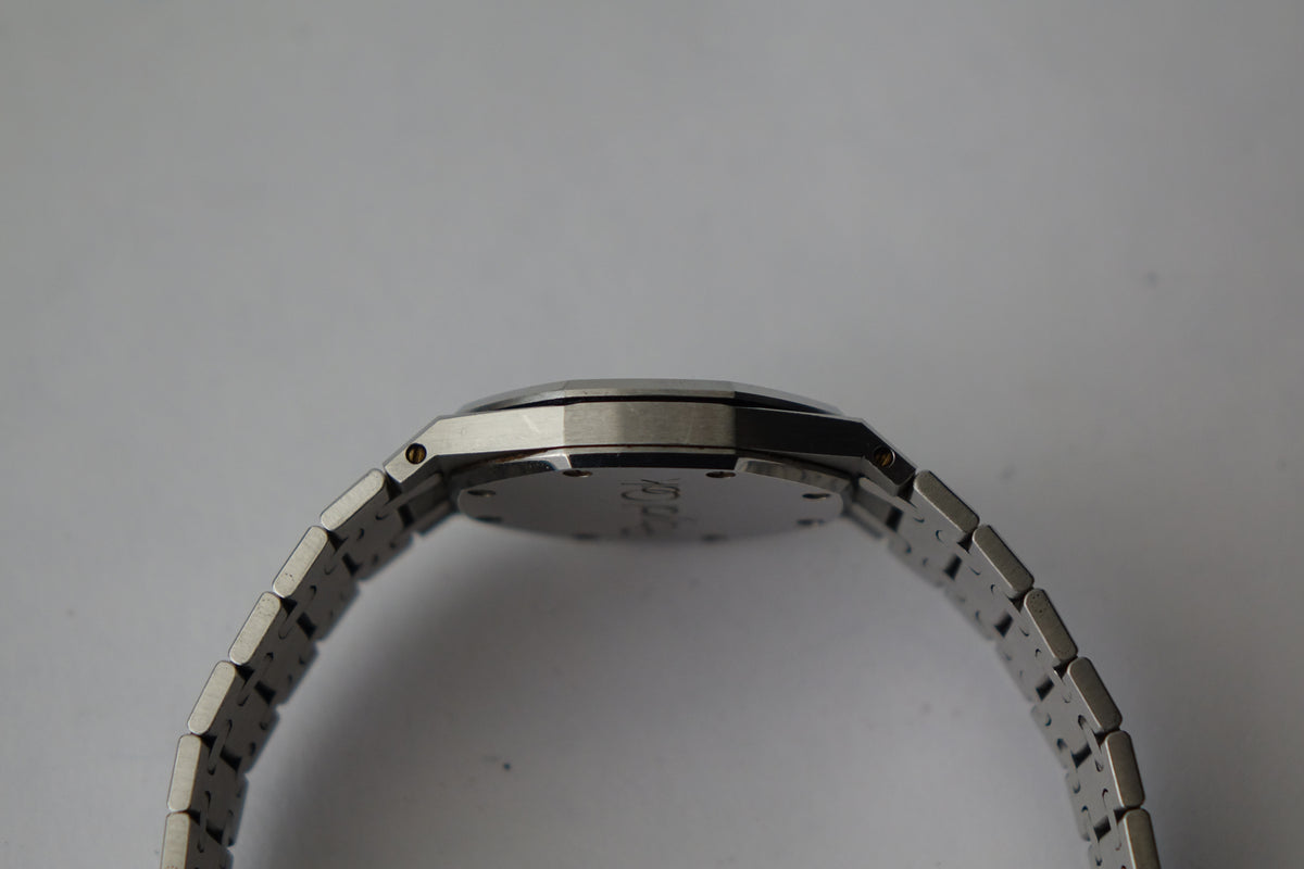 Audemars Piguet Royal Oak 4100ST.OO.0477ST.01 watch only