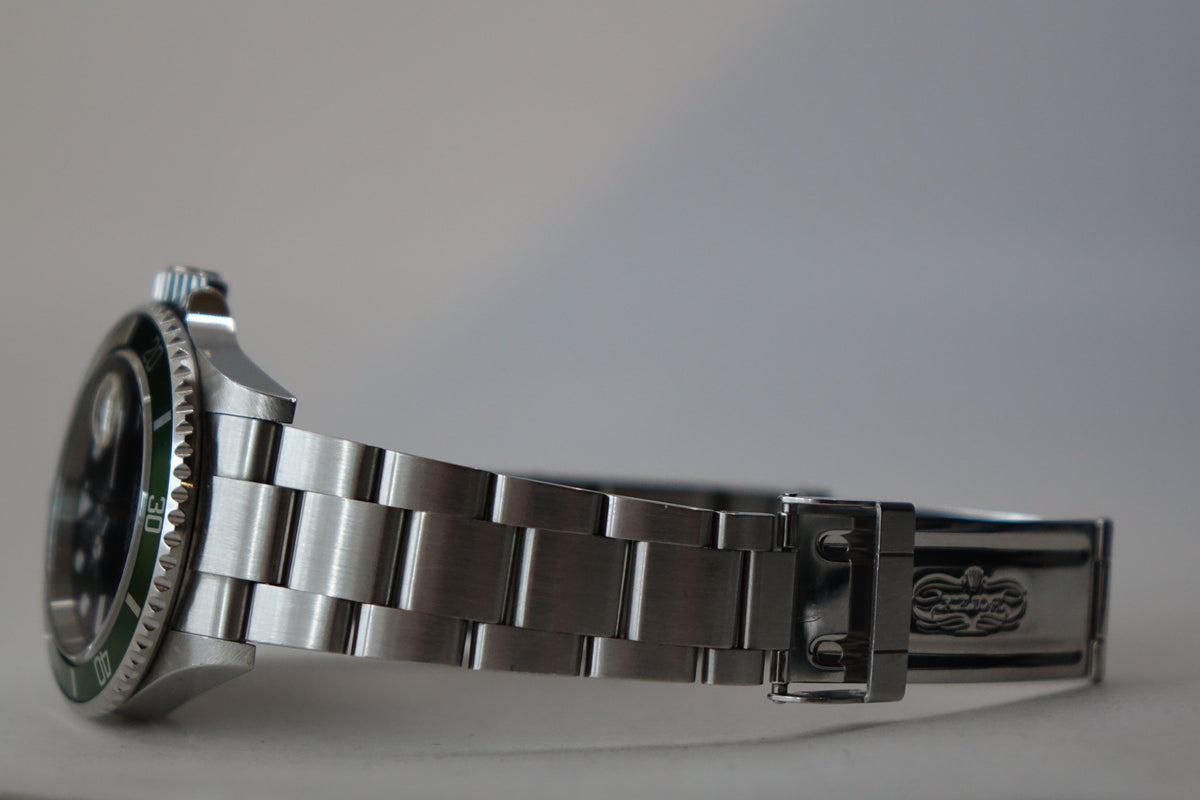 Rolex Submariner Date Kermit 16610LV flat 4 full set