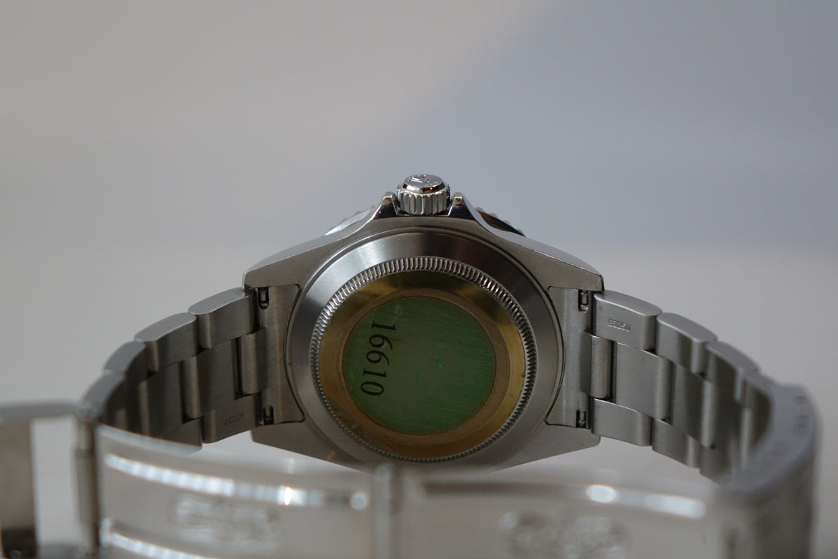 Rolex Submariner Date Kermit 16610LV flat 4 full set