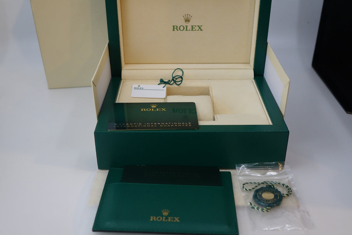 Rolex Oyster Perpetual Op 31 Candy Pink 227200 full set