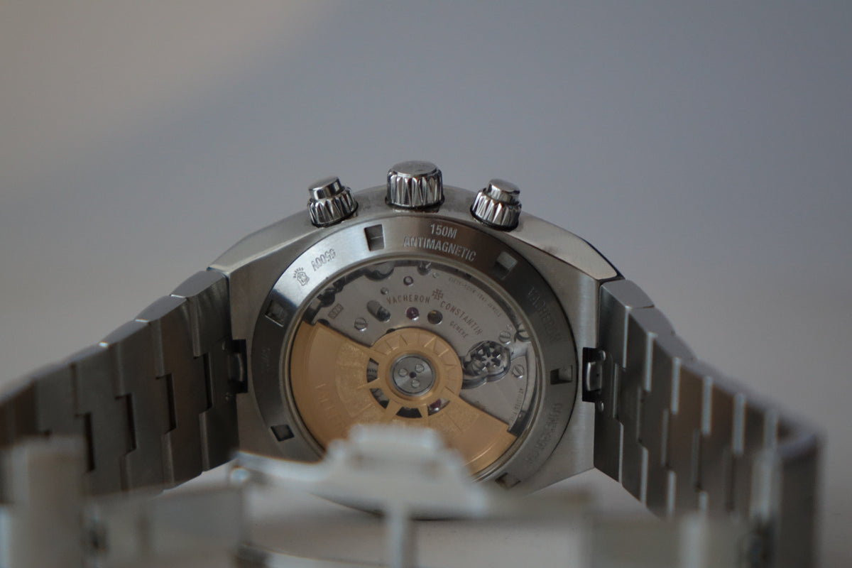 Vacheron Constantin Overseas chrono silver 5500V/110A-B075 w Papers & Straps