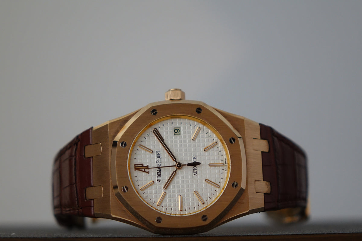Audemars Piguet Royal Oak 39mm Rose gold 15300OR white dial full set