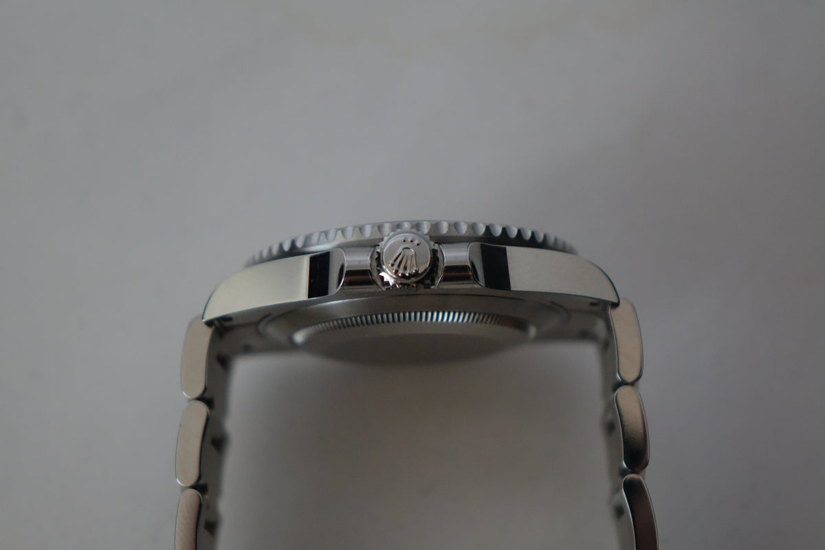 NOS Rolex Submariner Date 126610LN full set