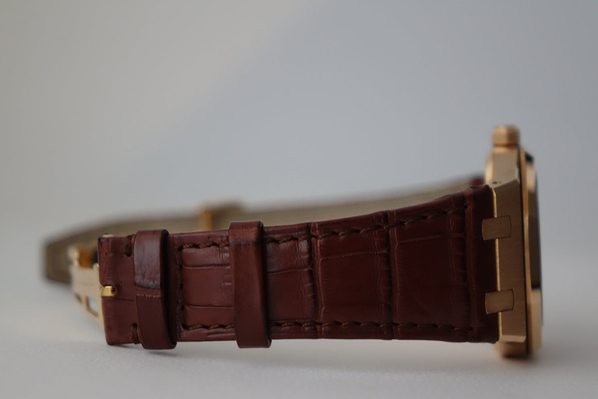 Audemars Piguet Royal Oak 39mm Rose gold 15300OR white dial full set