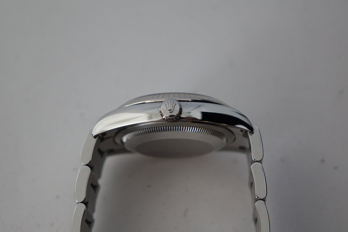 Rolex DateJust 36 126234 silver baton dial full set