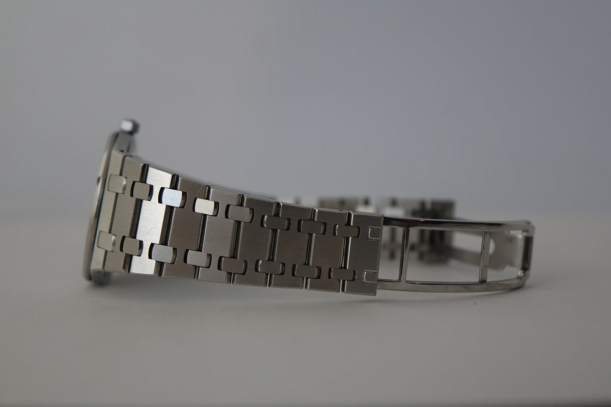 Audemars Piguet 56303ST white dial w Papers