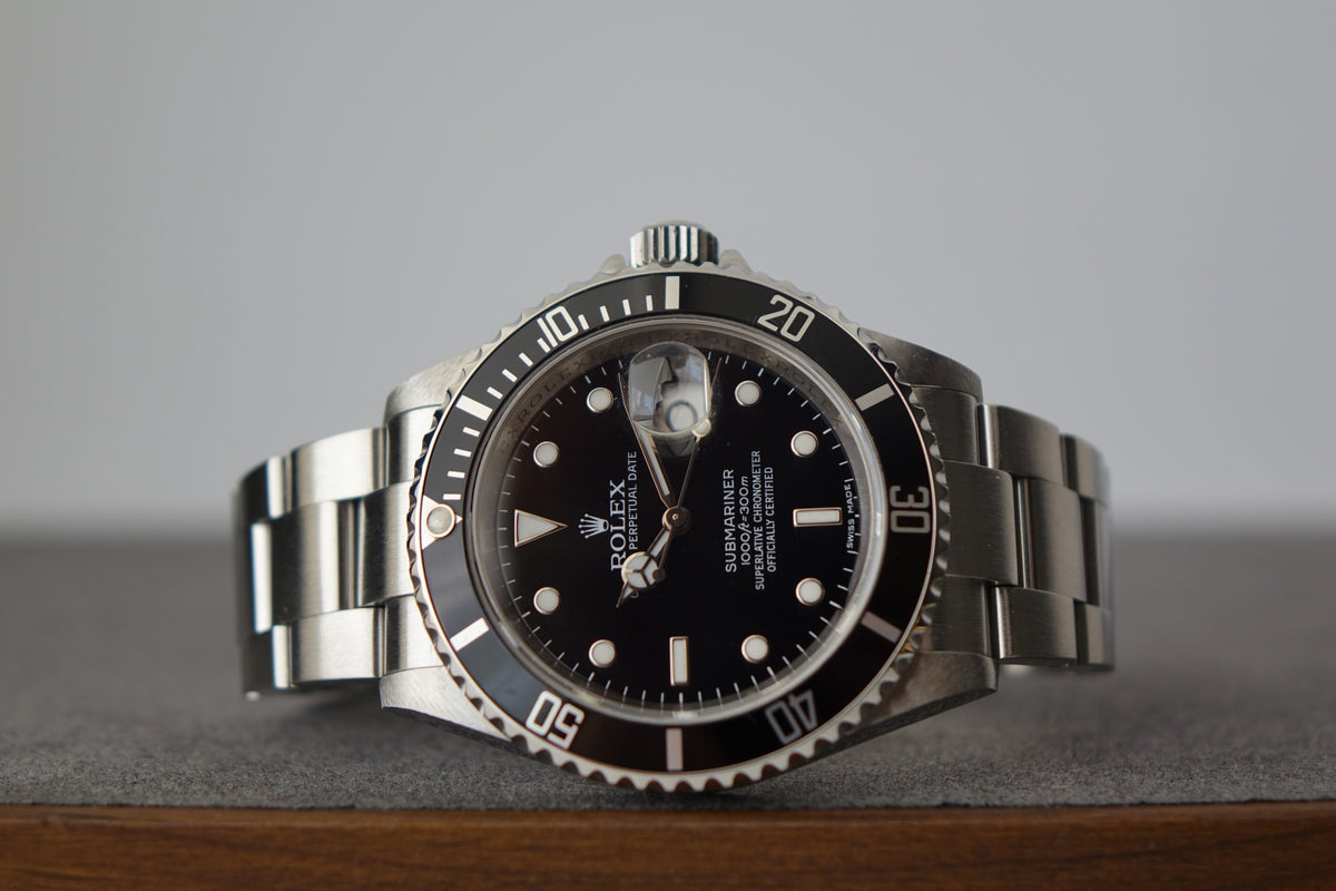 Engraved rehaut Chapter ring Rolex Submariner Date 16610LN full set