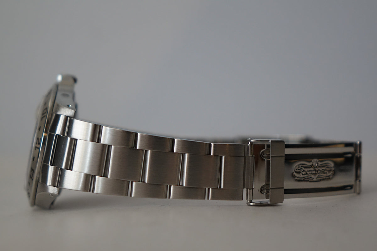 Rolex Explorer II 2 16570 black dial full set