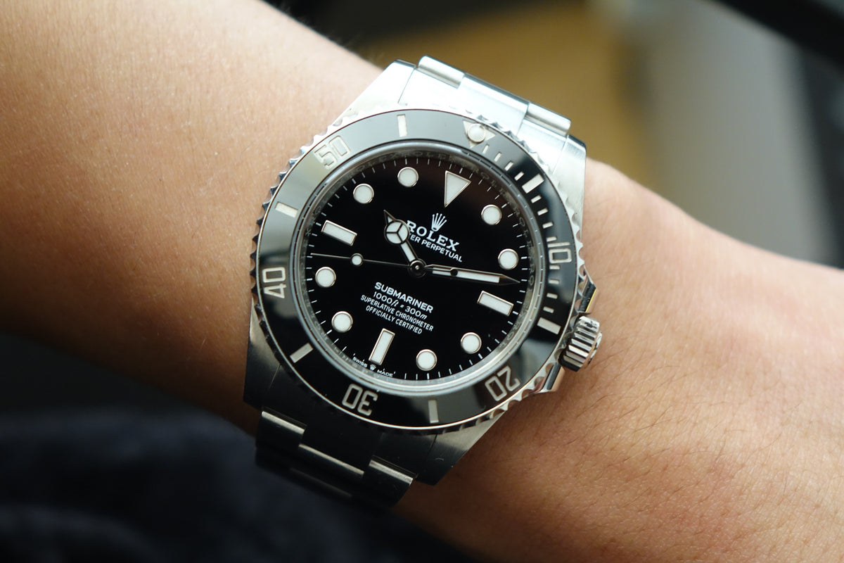 Rolex Submariner no date 124060 full set