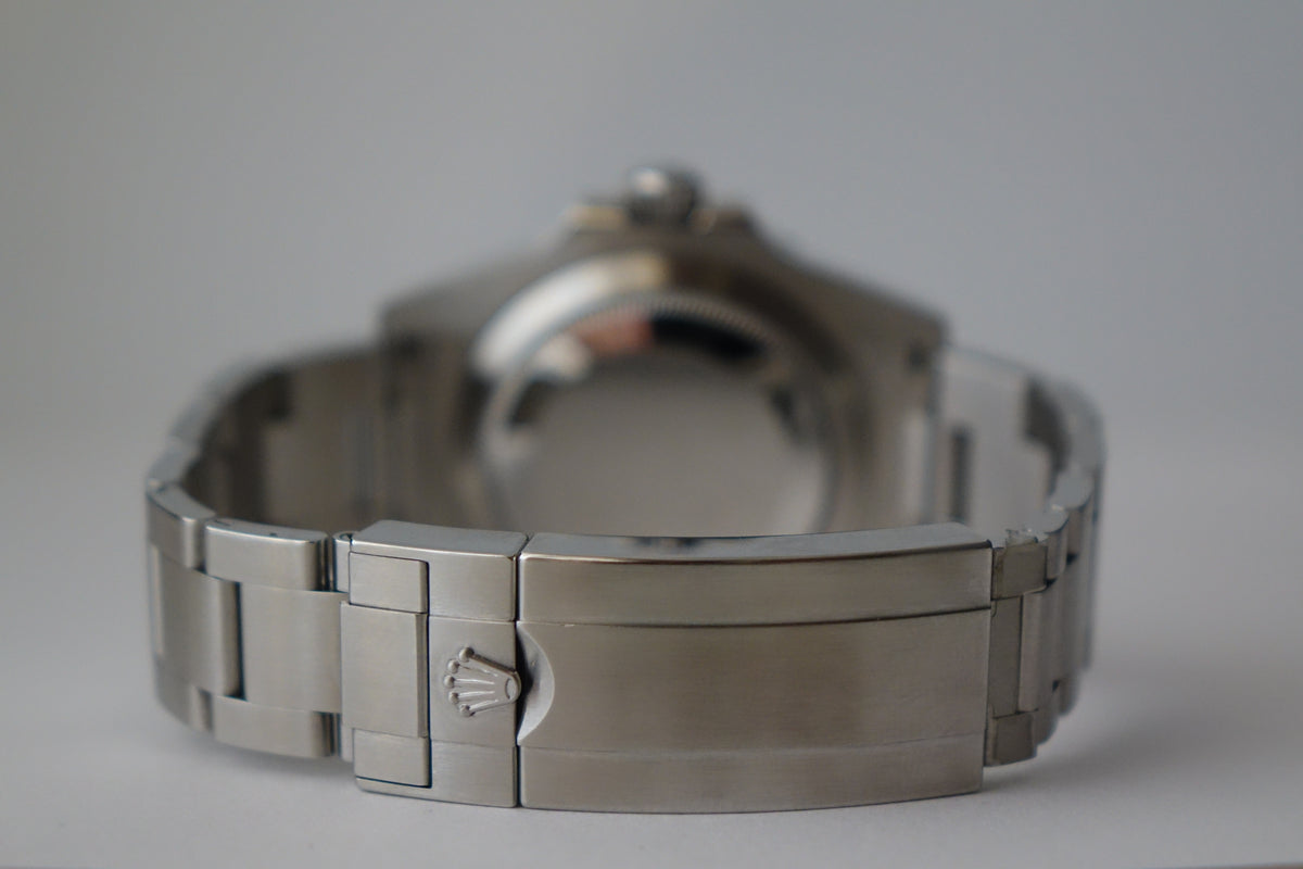 Rolex Submariner no date 124060 full set