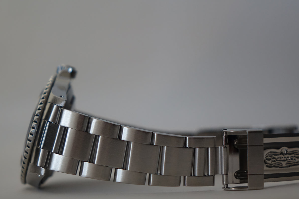 Rolex Submariner 14060M ND no date 2 liner full set