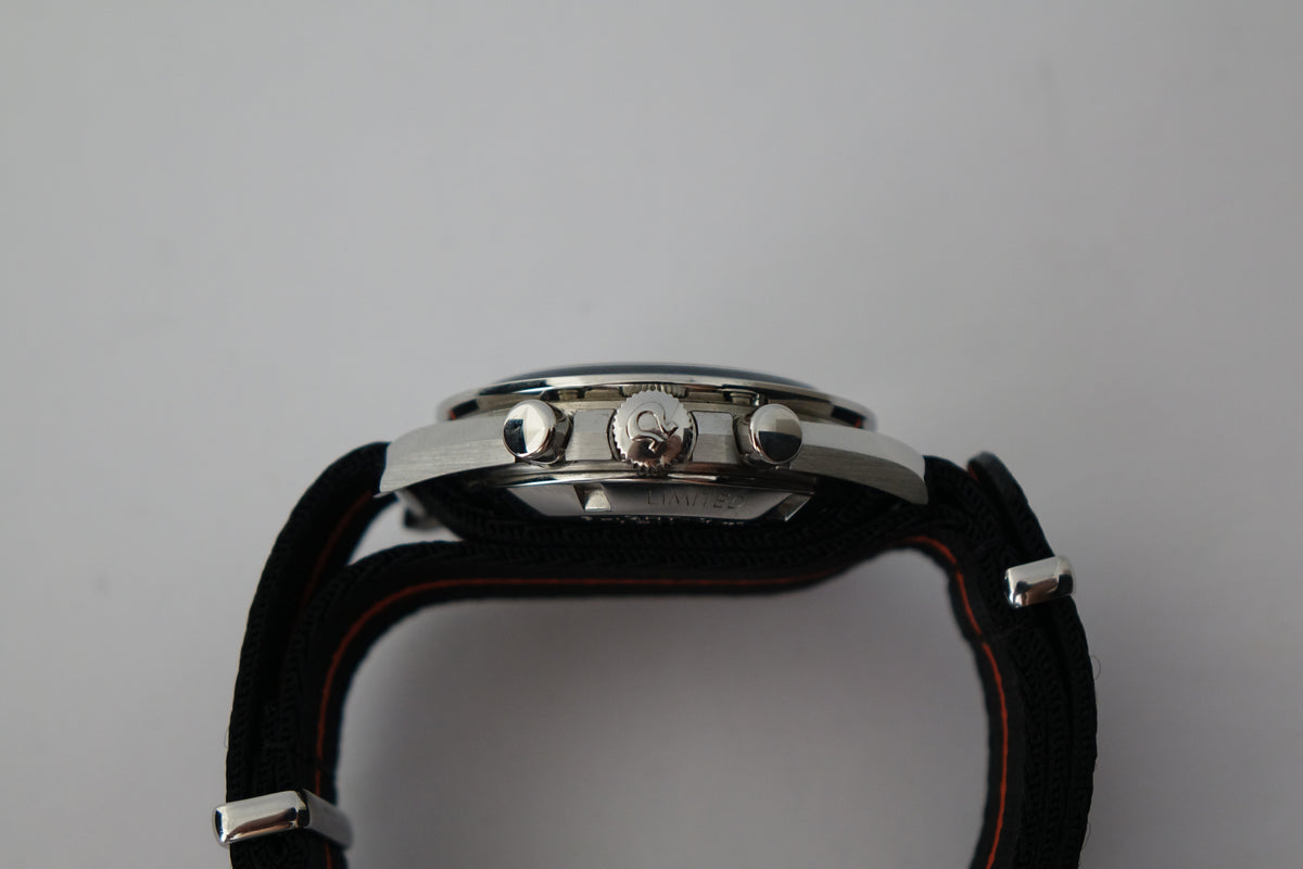 Omega Speedy Tuesday Ultraman 031112423001001 full set