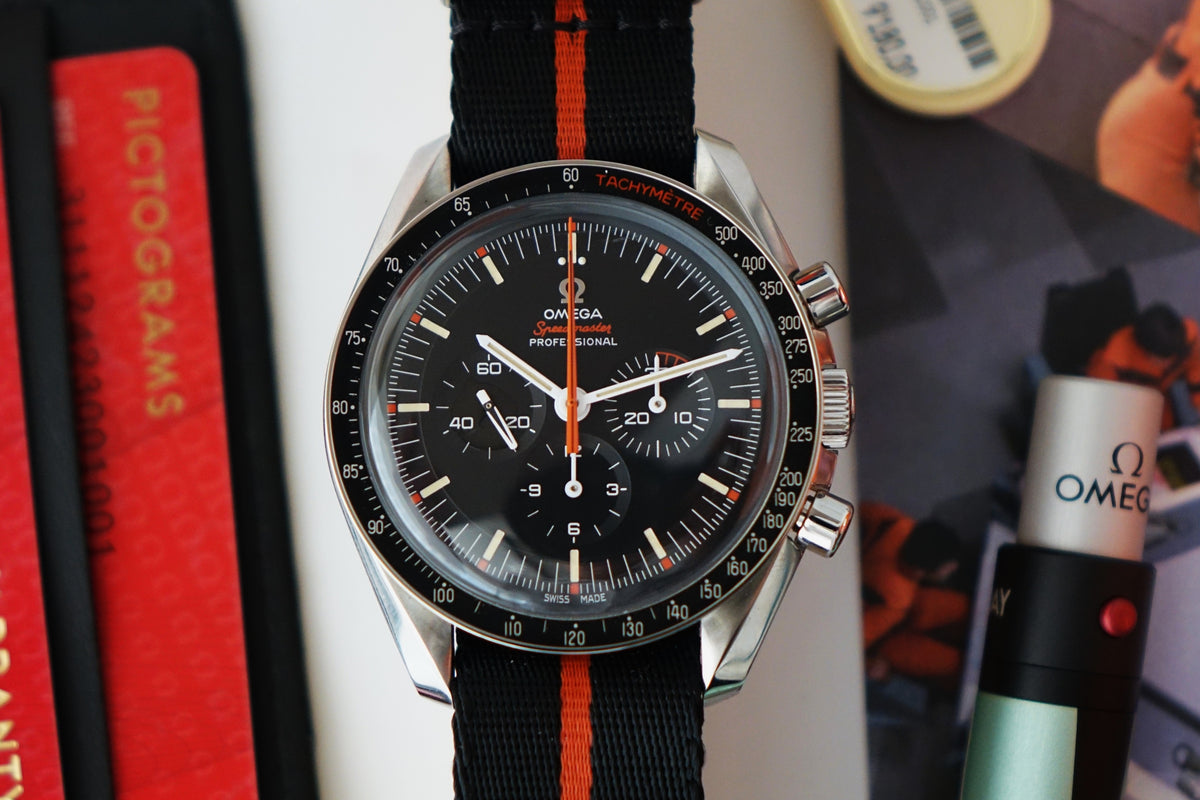 Omega Speedy Tuesday Ultraman 031112423001001 full set