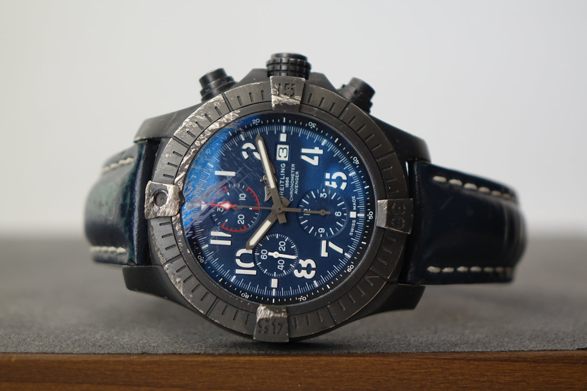 Breitling Super Avenger Chronograph 48 Night Mission V13375 full set