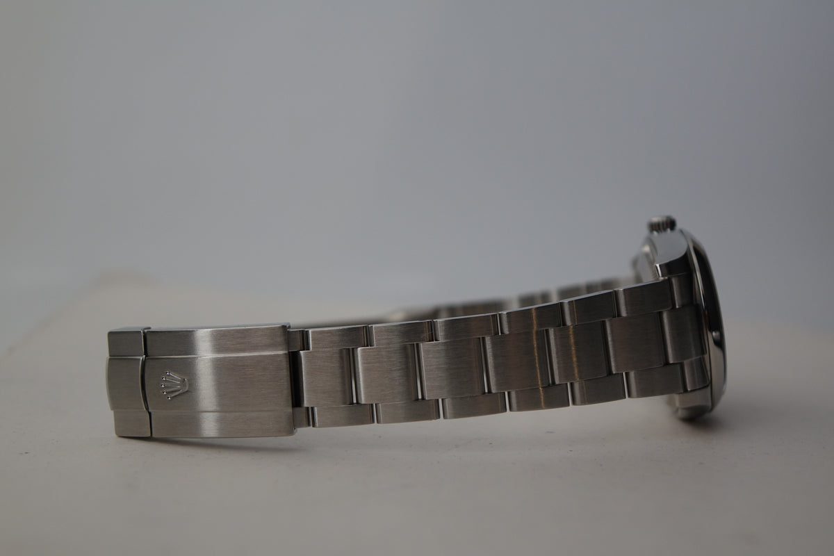 Rolex Oyster Perpetual 34 OP34 114200 silver 369 dial