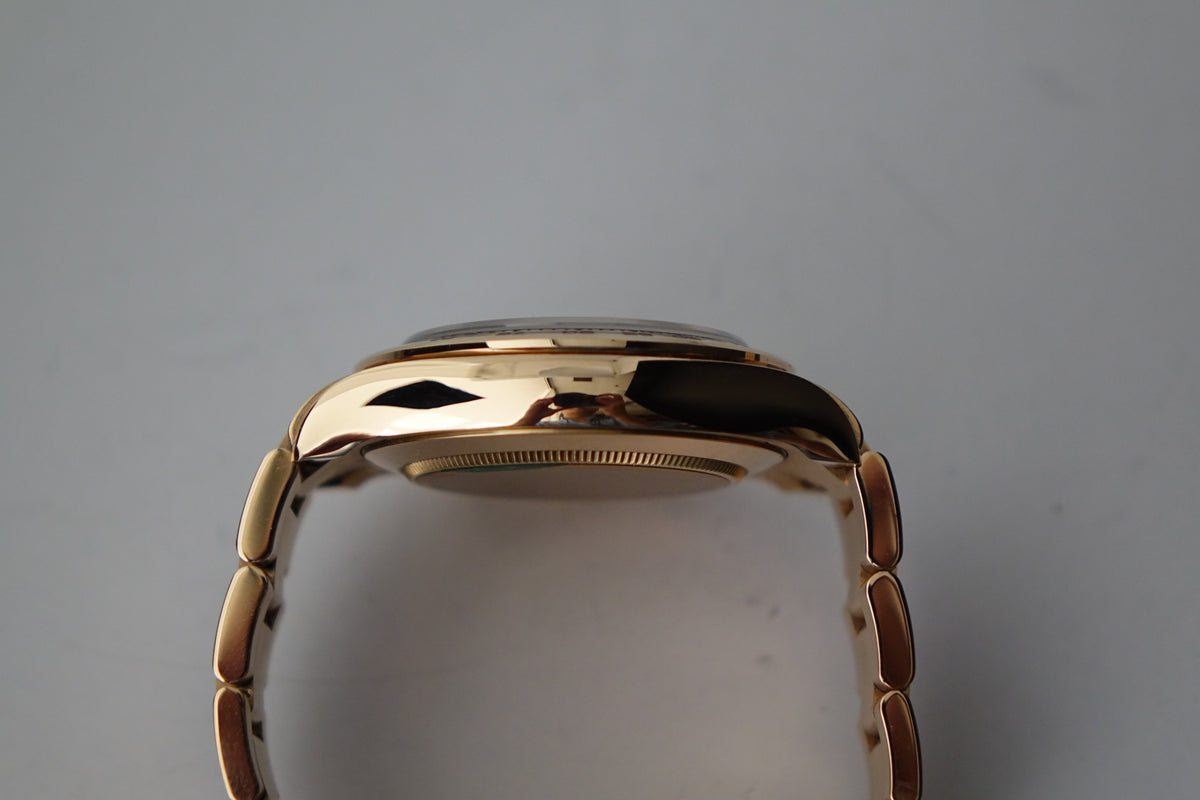 Unpolished Rolex Cosmograph Daytona 116505-002 Rose Gold full set