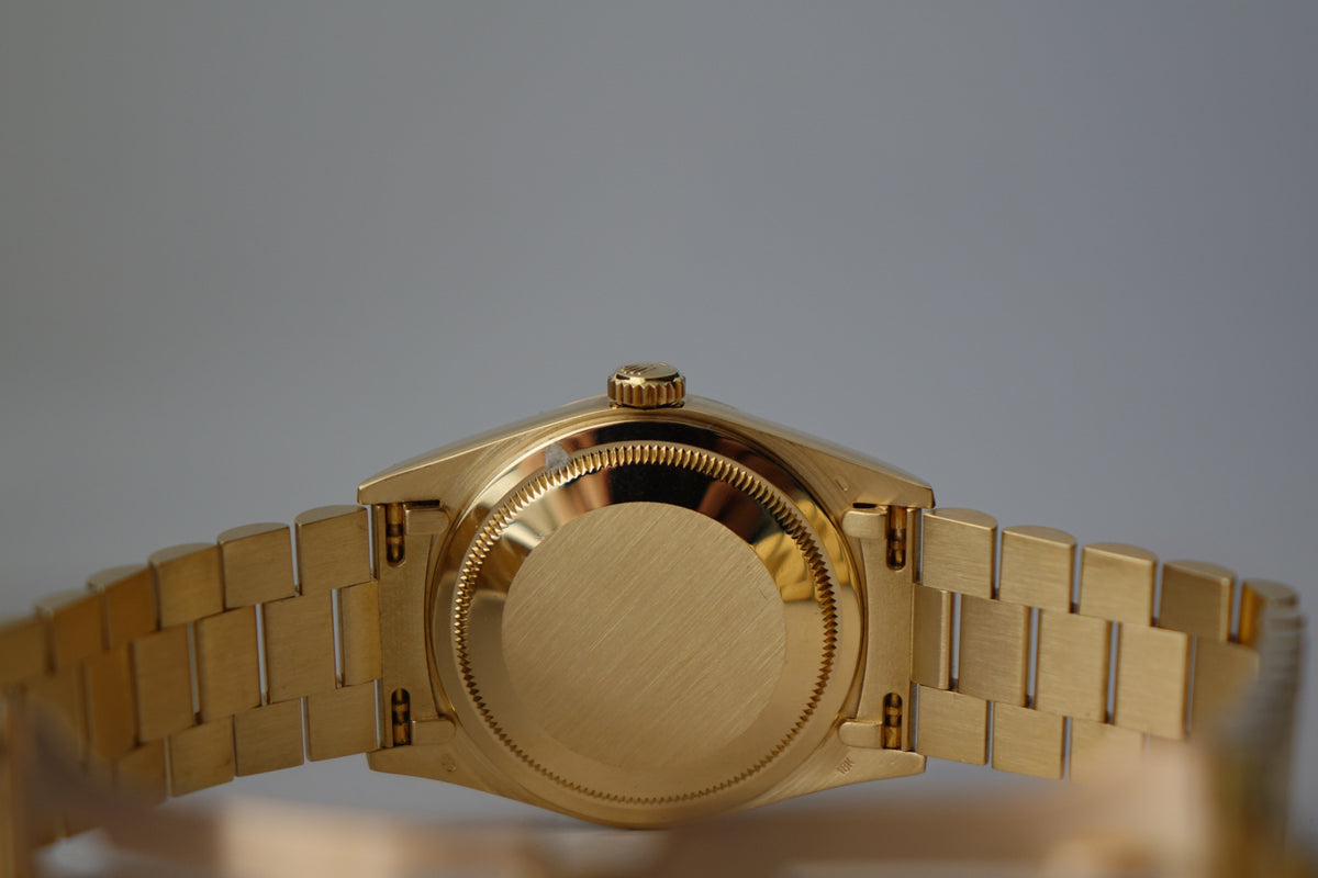 Rolex Daydate 36 18238 Champagne dial full set