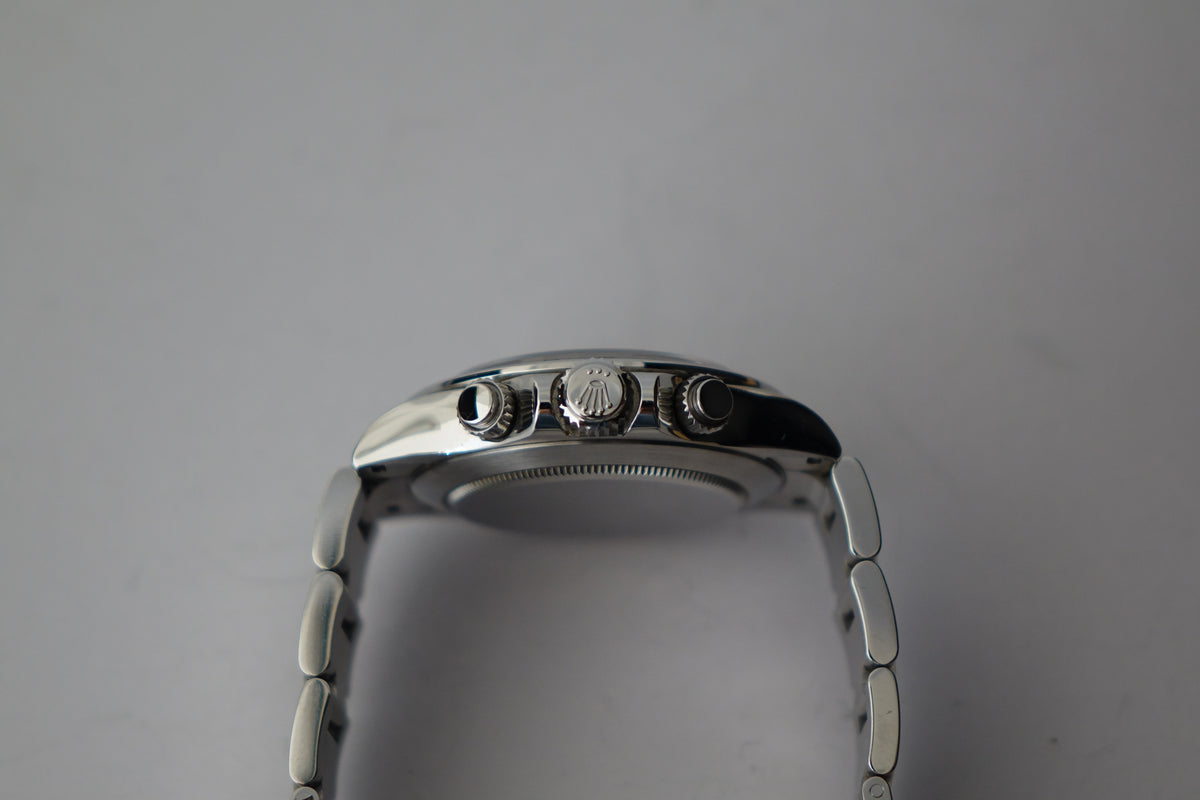 Unpolished Rolex Cosmograph Daytona 116520 black dial full set
