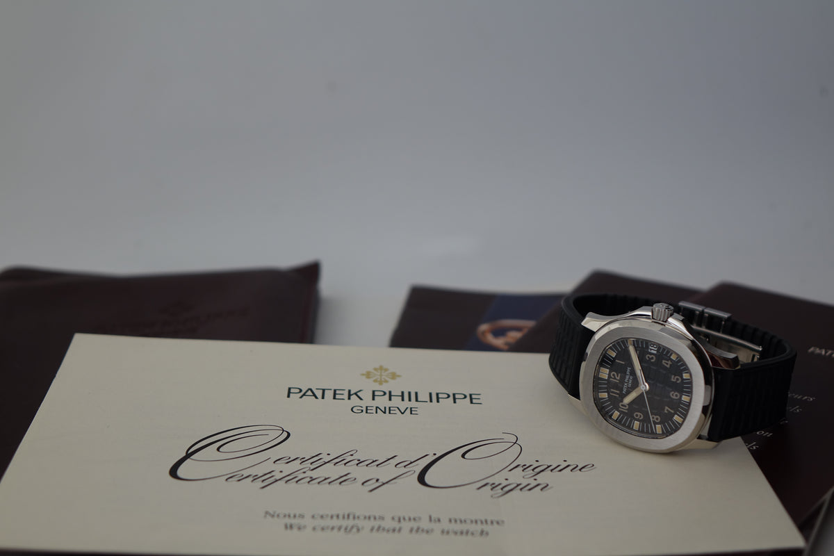 Patek Philippe Aquanaut 5066a creamy patina w papers & booklets