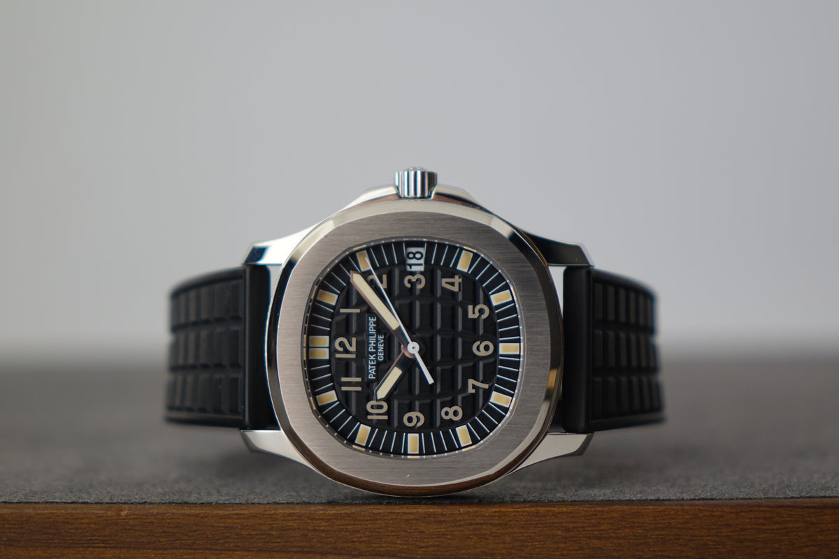Patek Philippe Aquanaut 5066a creamy patina w papers & booklets
