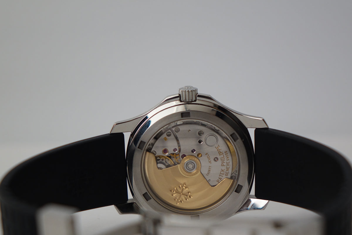 Patek Philippe Aquanaut 5066a creamy patina w papers & booklets