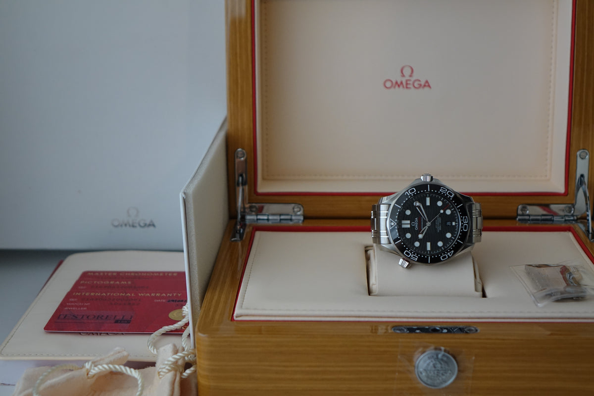Omega Seamaster Diver 300M 210.30.42.20.01.001 full set