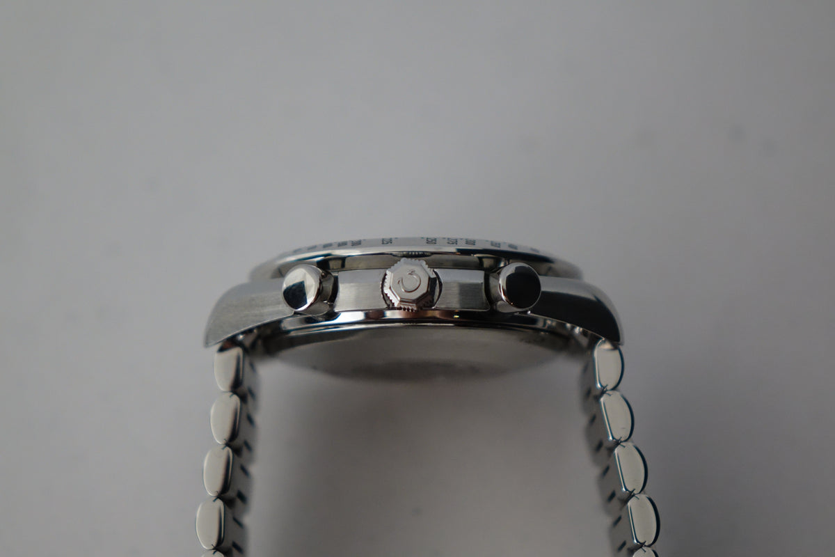 Omega Speedmaster Date 3511.80 blue dial full set
