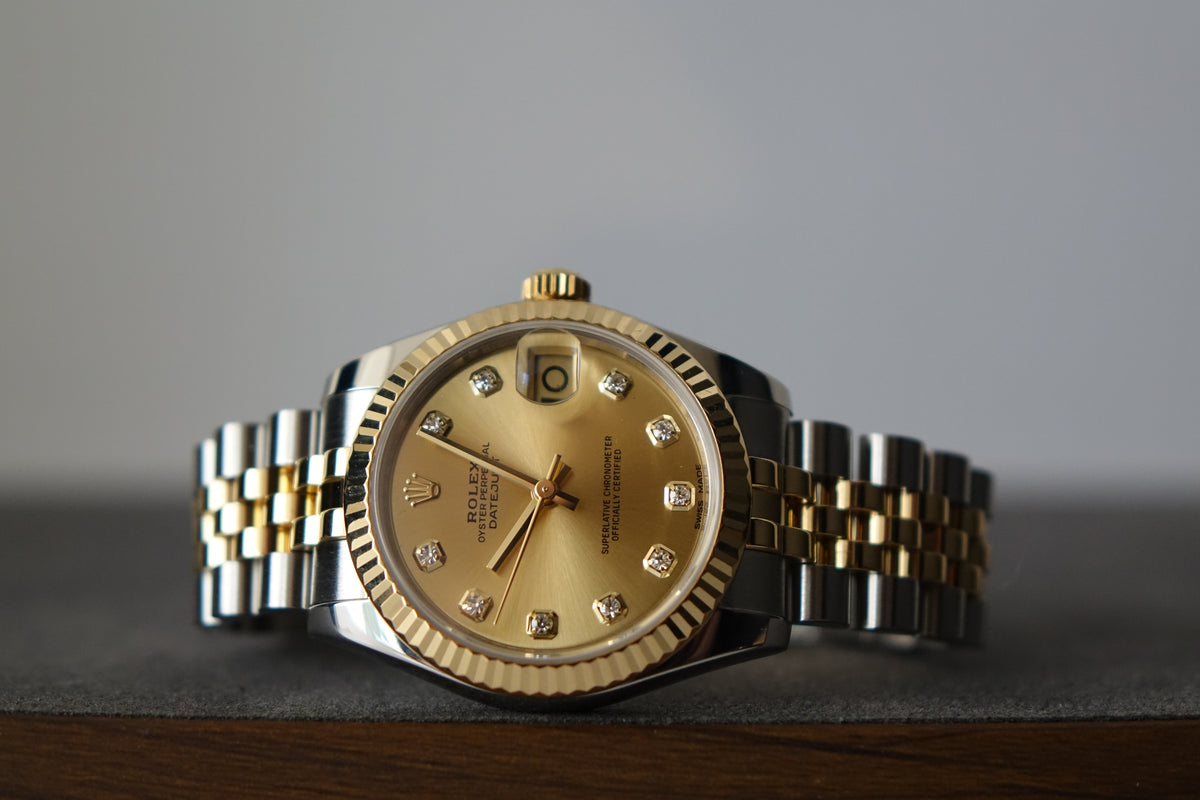 Rolex DateJust 31 178273G 10pt diamond champagne full set