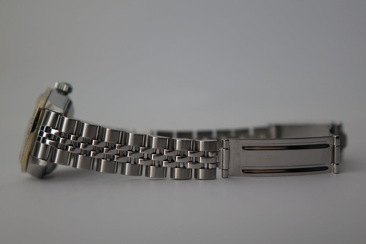 Rolex Lady-Datejust 26 MOP dial Diamond bezel 69160 not 69173 watch only