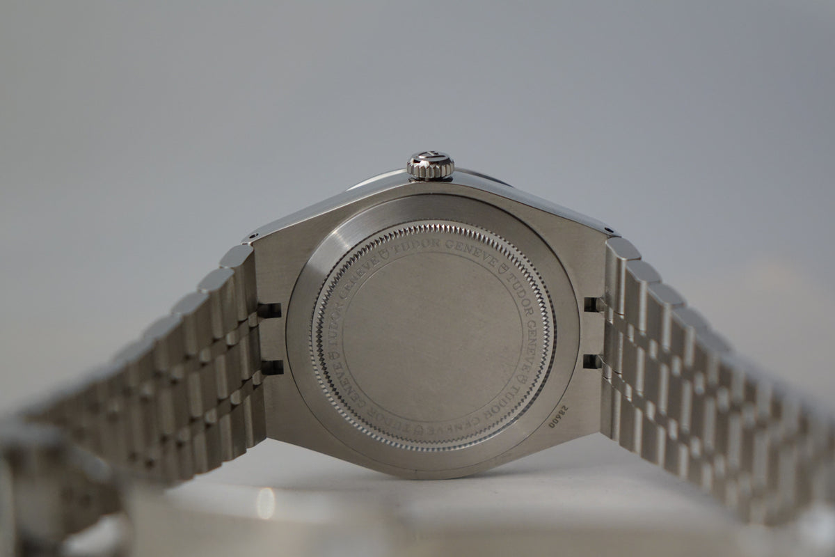 BNIB Tudor Royal 28600 blue full set