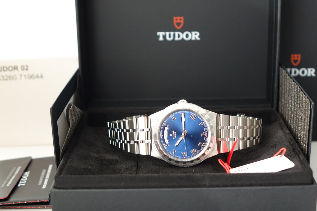 BNIB Tudor Royal 28600 blue full set