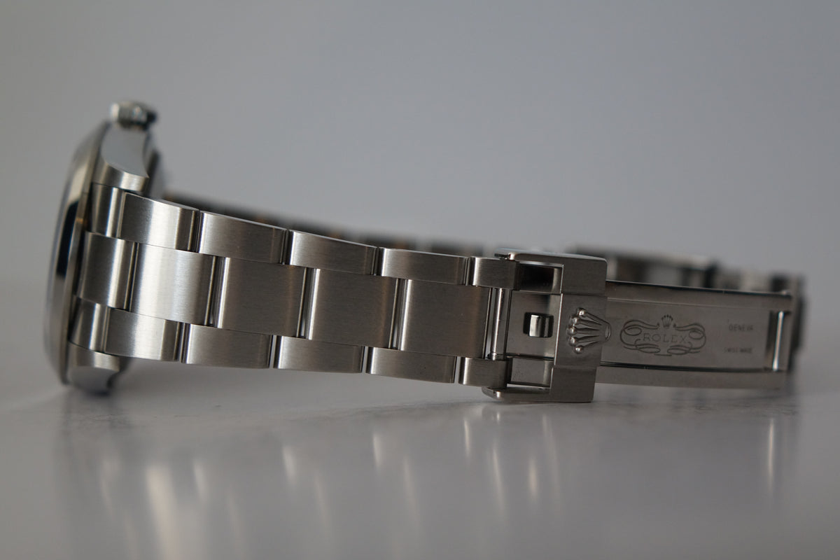 Unpolished Rolex Explorer I 124270 full set