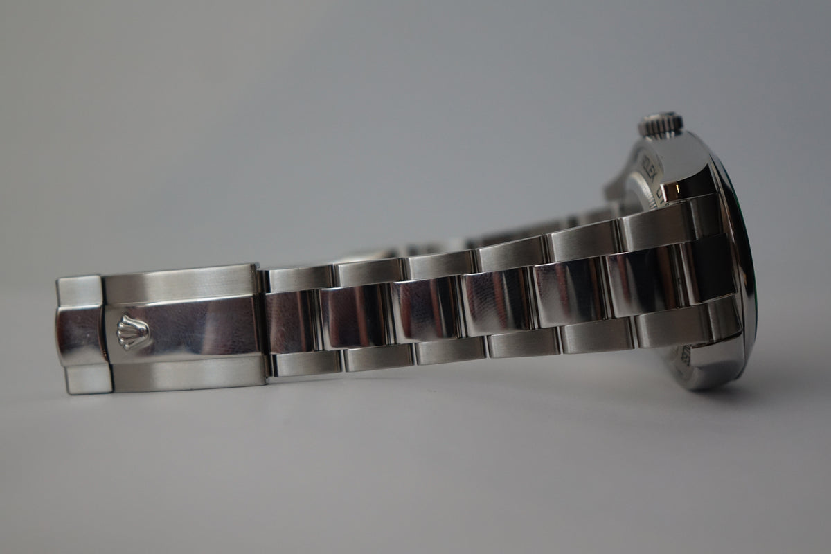 Rolex Milgauss Green 116400GV full set