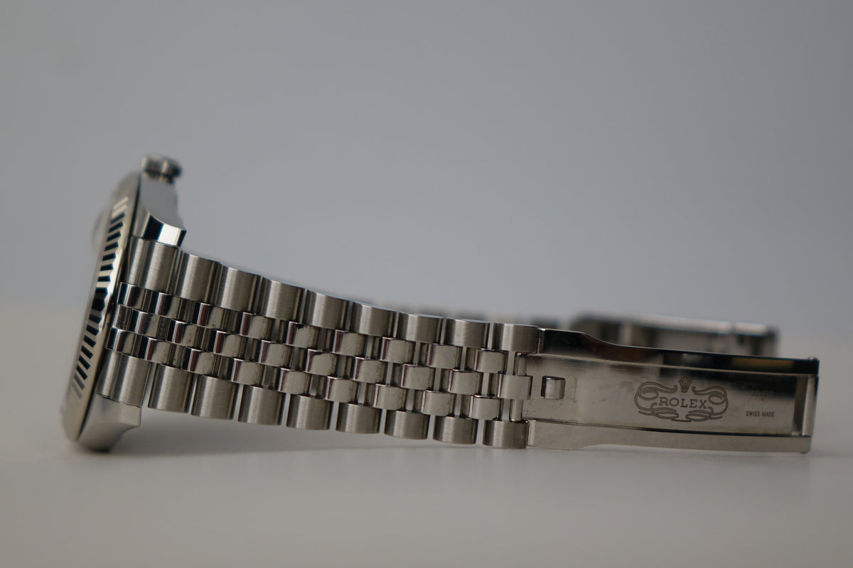 Rolex Datejust 41 126334 silver dial full set