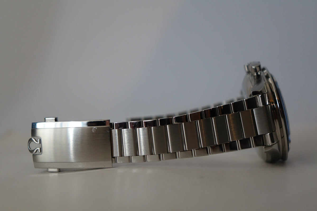 Omega Speedmaster First Omega in Space FOIS  310.30.40.50.06.001 full set