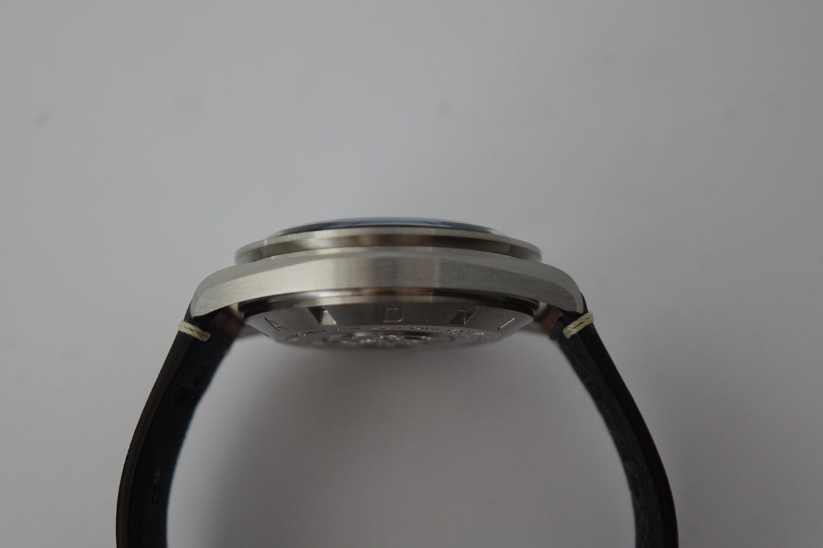 Omega Speedmaster Speedy Tuesday I 1 311.32.42.30.01.001 Full Set