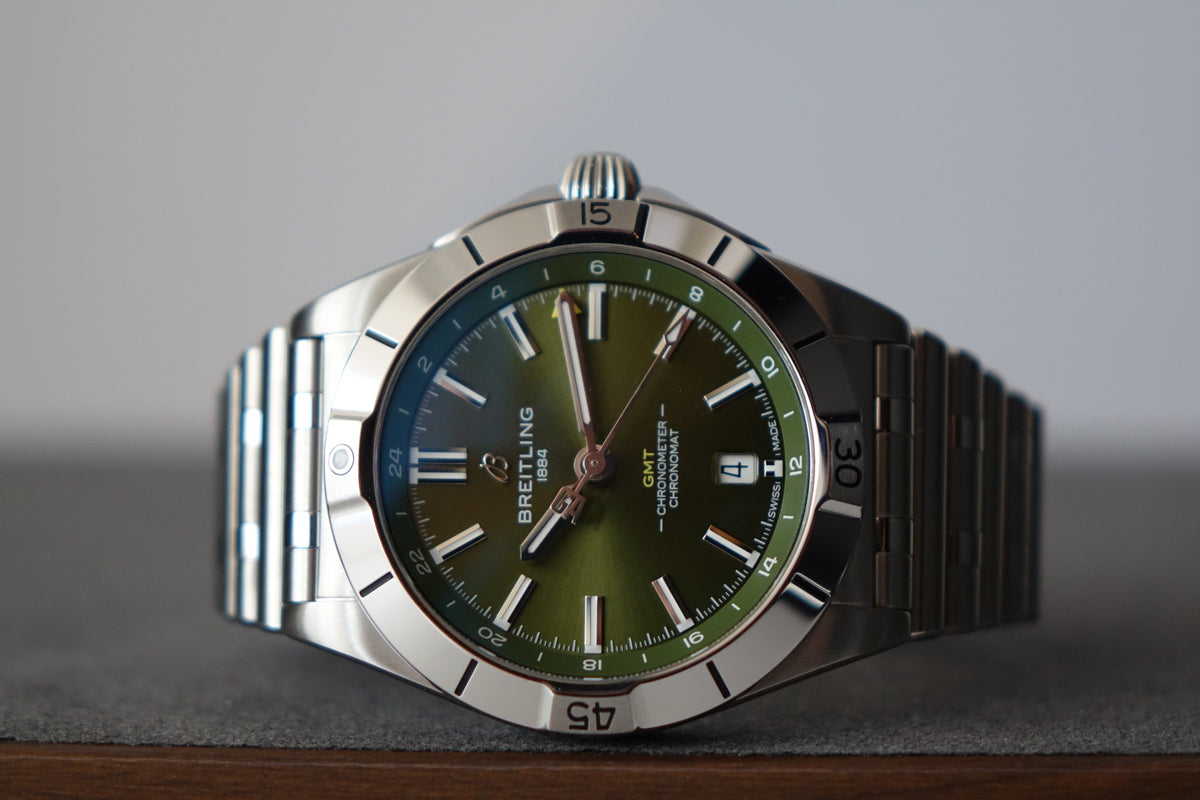 Breitling Chronomat Giannis Antetokounmpo Collab A32398 green dial full set