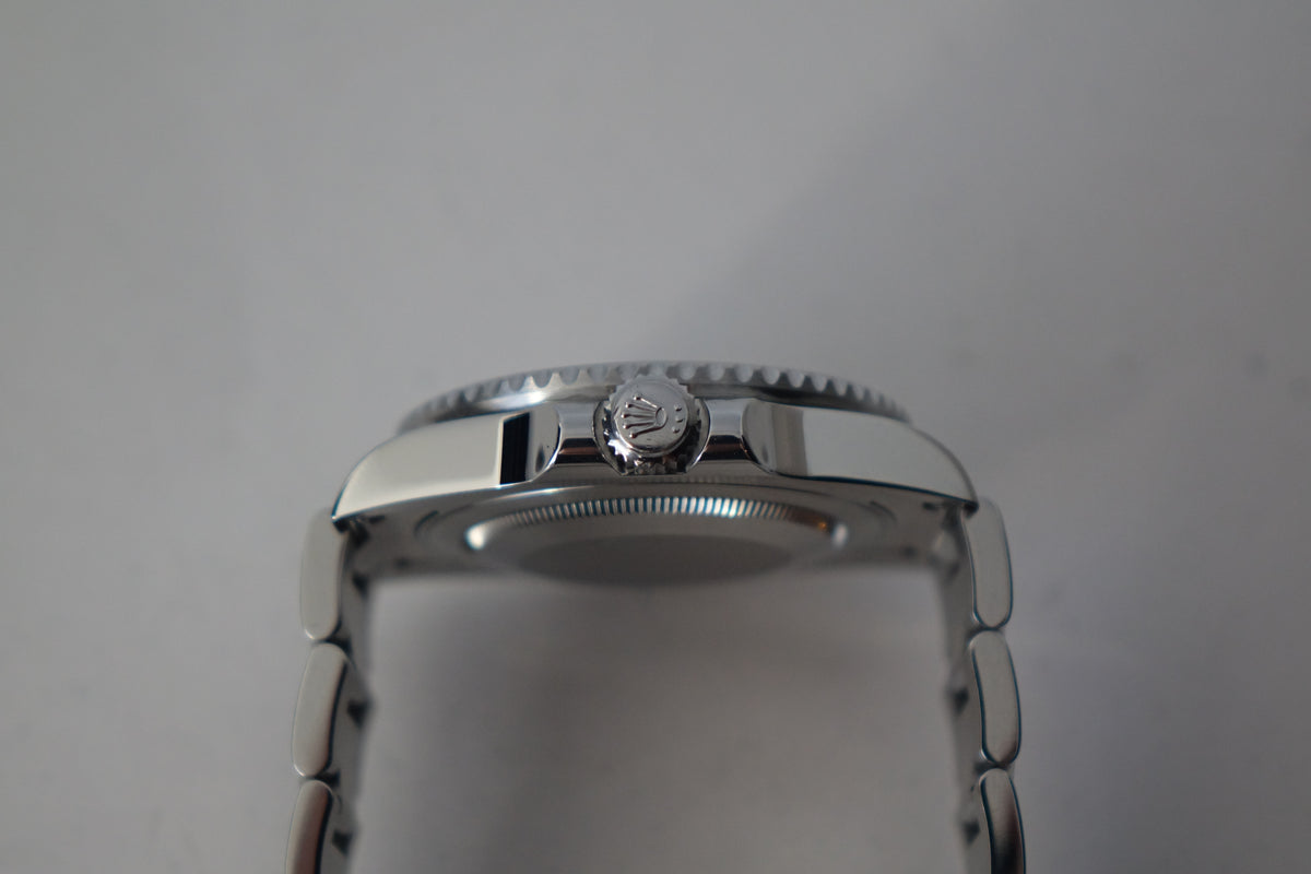 Rolex GMT Master 2 II 116710LN green arrow full set